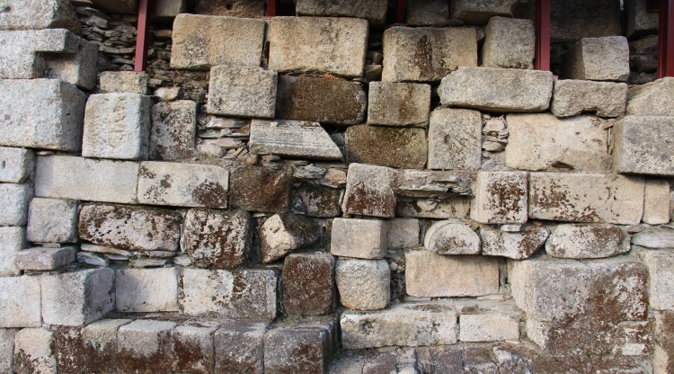 Análisis de soluciones técnico-constructivas, modelos arquitectónicos y urbanísticos de la arquitectura romana de la Lusitania: Orígenes y trasformación de una cultura arquitectónica 